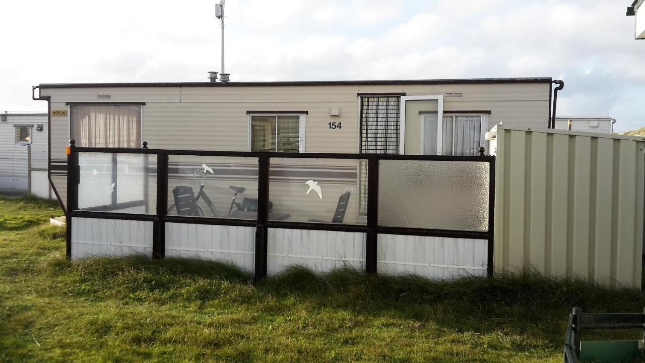 Ameland-Nes-Duinoord: Stacaravan เนส ภายนอก รูปภาพ